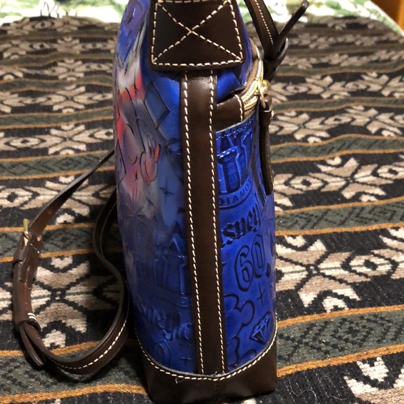 SOLD!!! Disneyland 💎 Celebration Dooney & Bourke - Picture 7 of 14